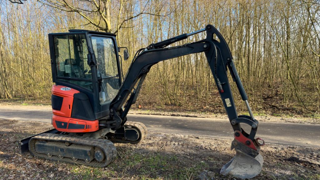 L’achat d’une mini-pelle : un investissement rentable pour les professionnels !