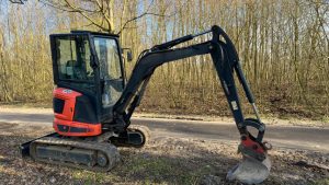 L’achat d’une mini-pelle : un investissement rentable pour les professionnels !