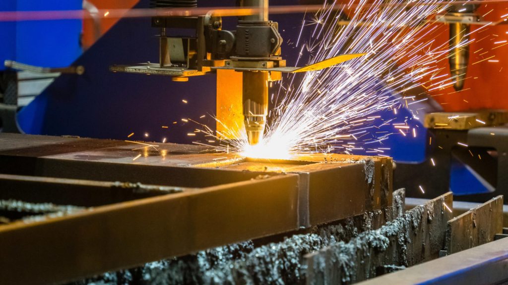 Quel est l'intérêt d'un alignement laser pour les équipements industriels ?