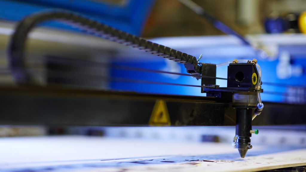 Découpe laser à Toulouse : les avantages pour vos projets sur mesure