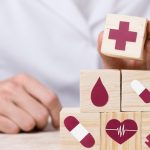 Pourquoi réévaluer régulièrement sa complémentaire santé quand on est indépendant ?
